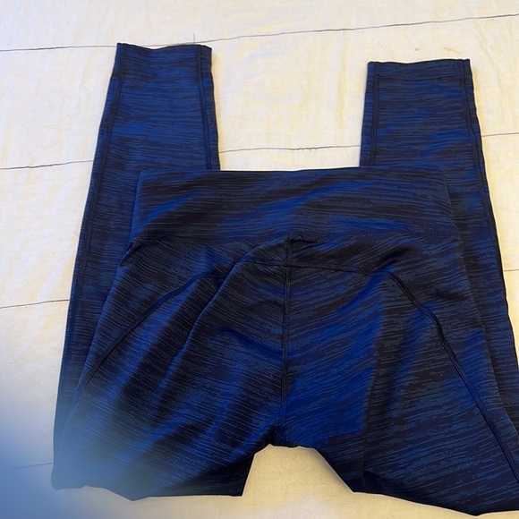 Outdoor Voices 7/8 flex leggings - Picture 5 of 7